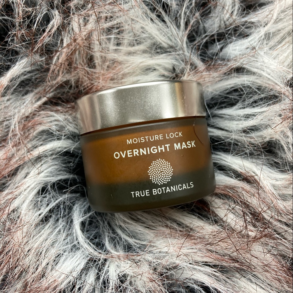 New True Botanicals Moisture Lock Overnight Mask -never opened